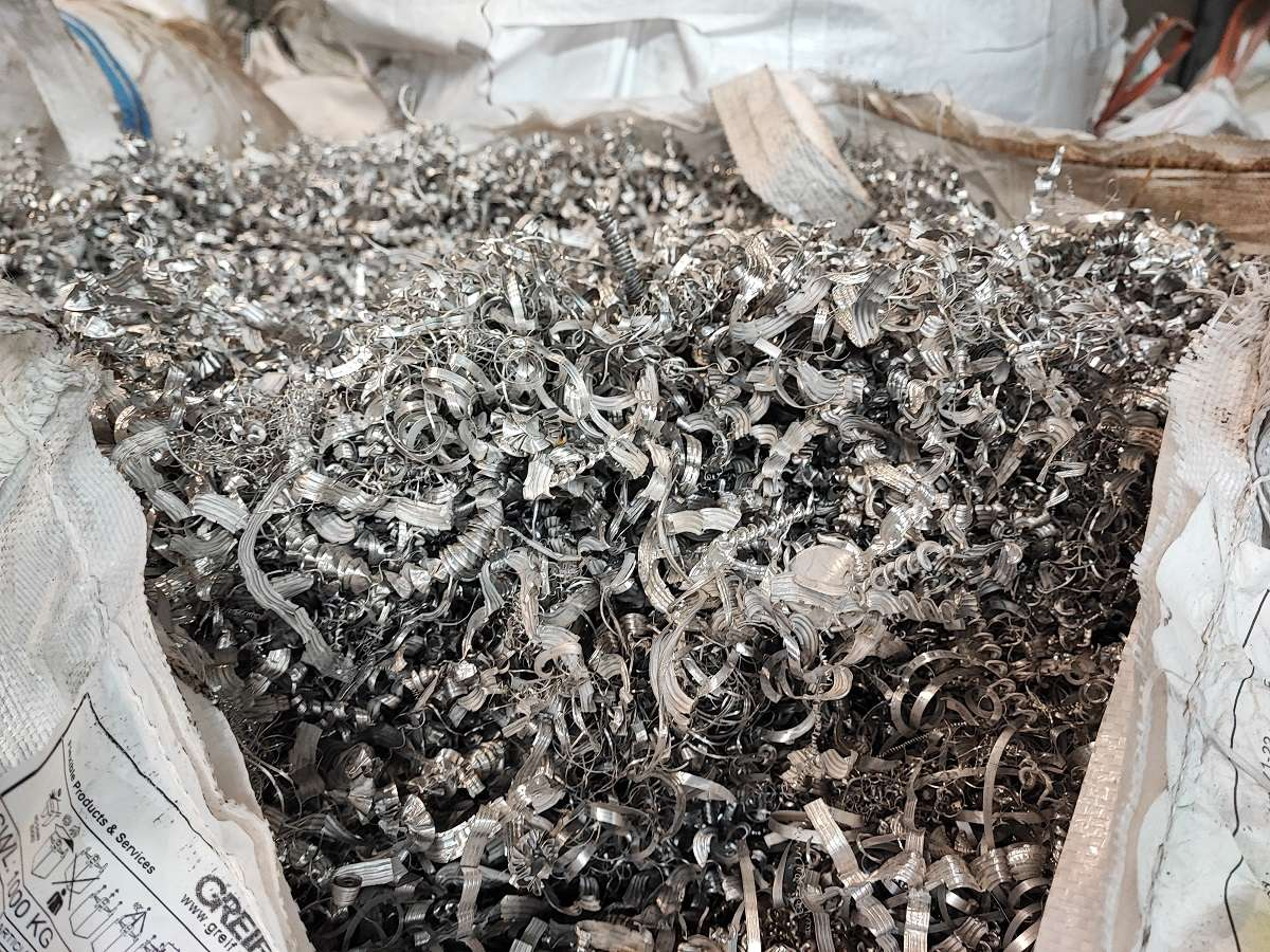 pressed aluminum scrap